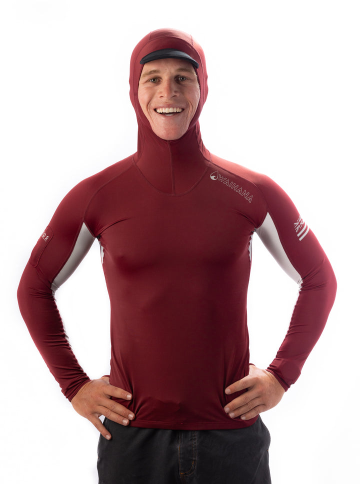 Maroon Carvico ผ้าคลุมไหล่ Surf Rash Guard