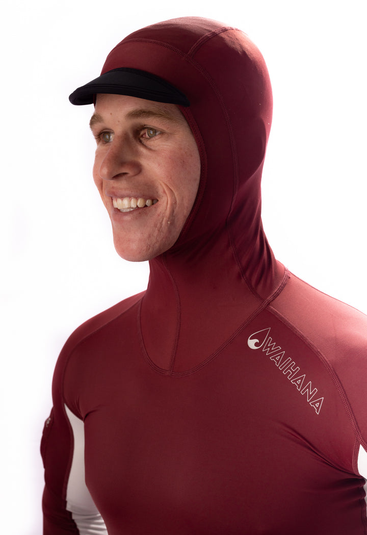 Maroon Carvico ผ้าคลุมไหล่ Surf Rash Guard