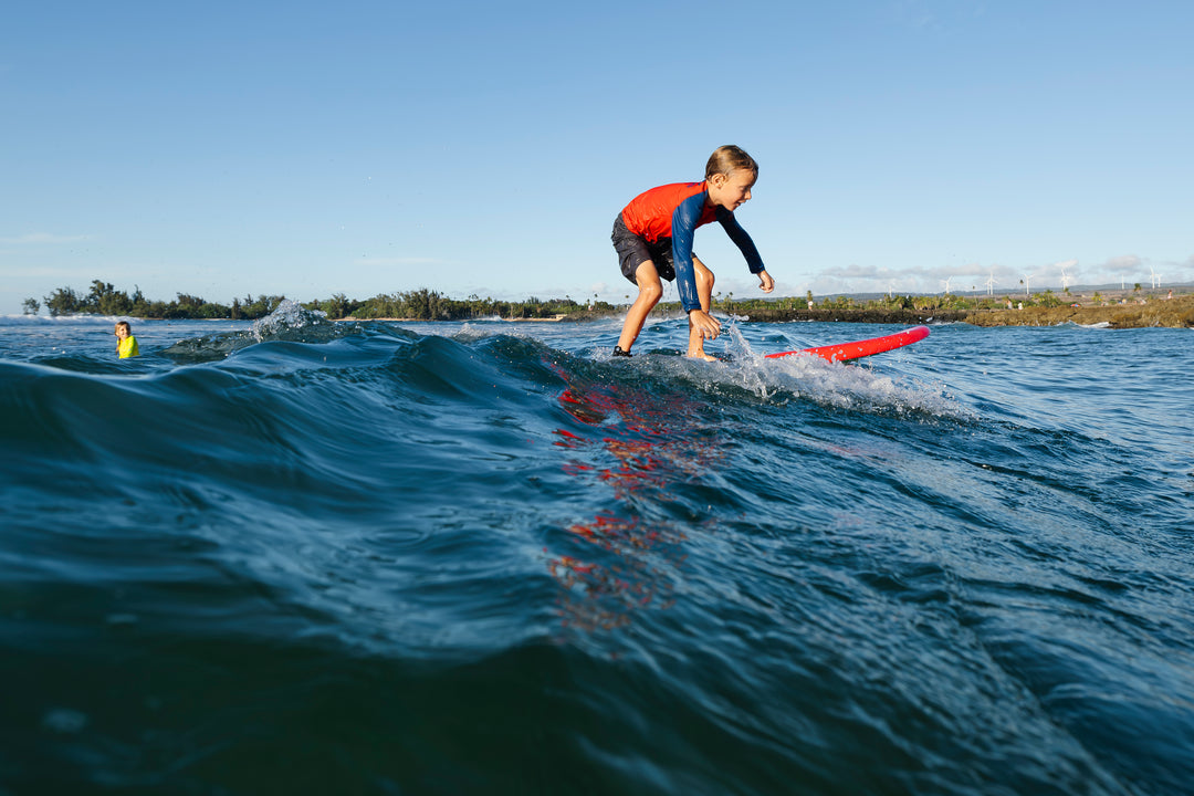 Rashguard rouge à manches longues pour enfant