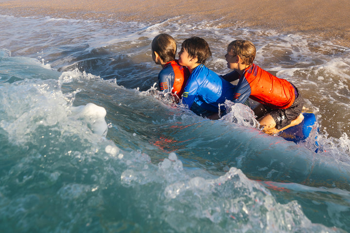 Rashguard bleu à manches longues pour enfant 